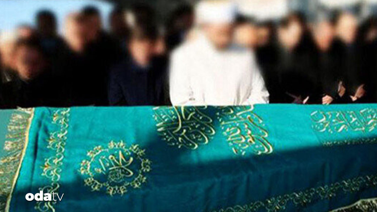 anne ve iki cocuguna yurek yakan veda tev3CuuP