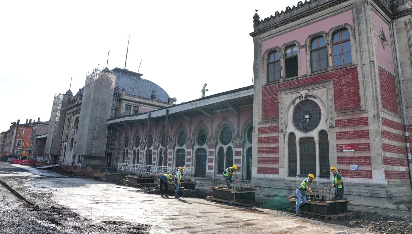 sirkeci gari otel ya da avm olmayacak 5f9VU7TJ