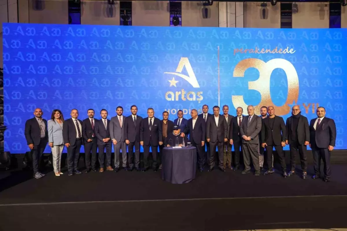 artas holding perakendede 30uncu yilini kutladi gAkyhmJH.jpg