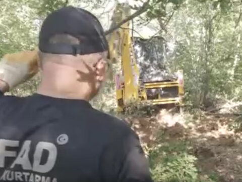 Kacak definecilerin biraktigi tuzak afad zamana karsi yaristi zk22lbSg